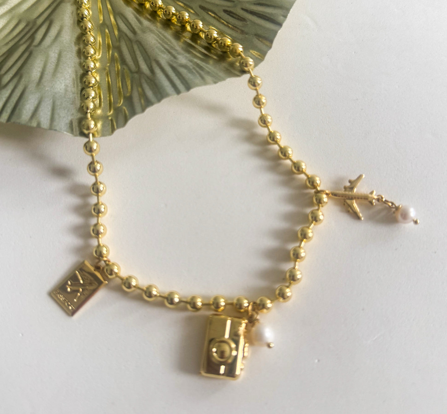 Collar dorado TURISTA
