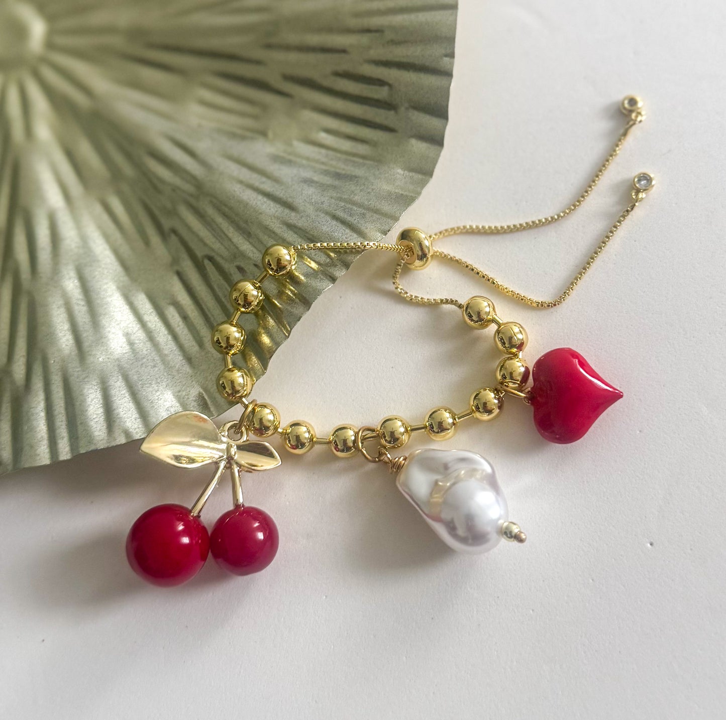 CHERRY LOVE